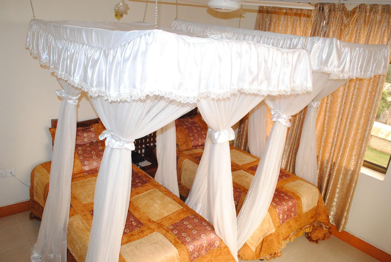 Briston Hotel Arusha Room photo